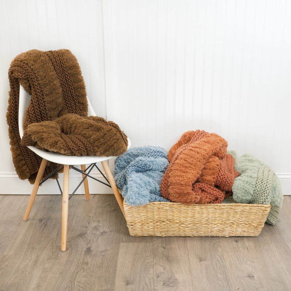 Donna Sharp Plush Knit Throw Blanket