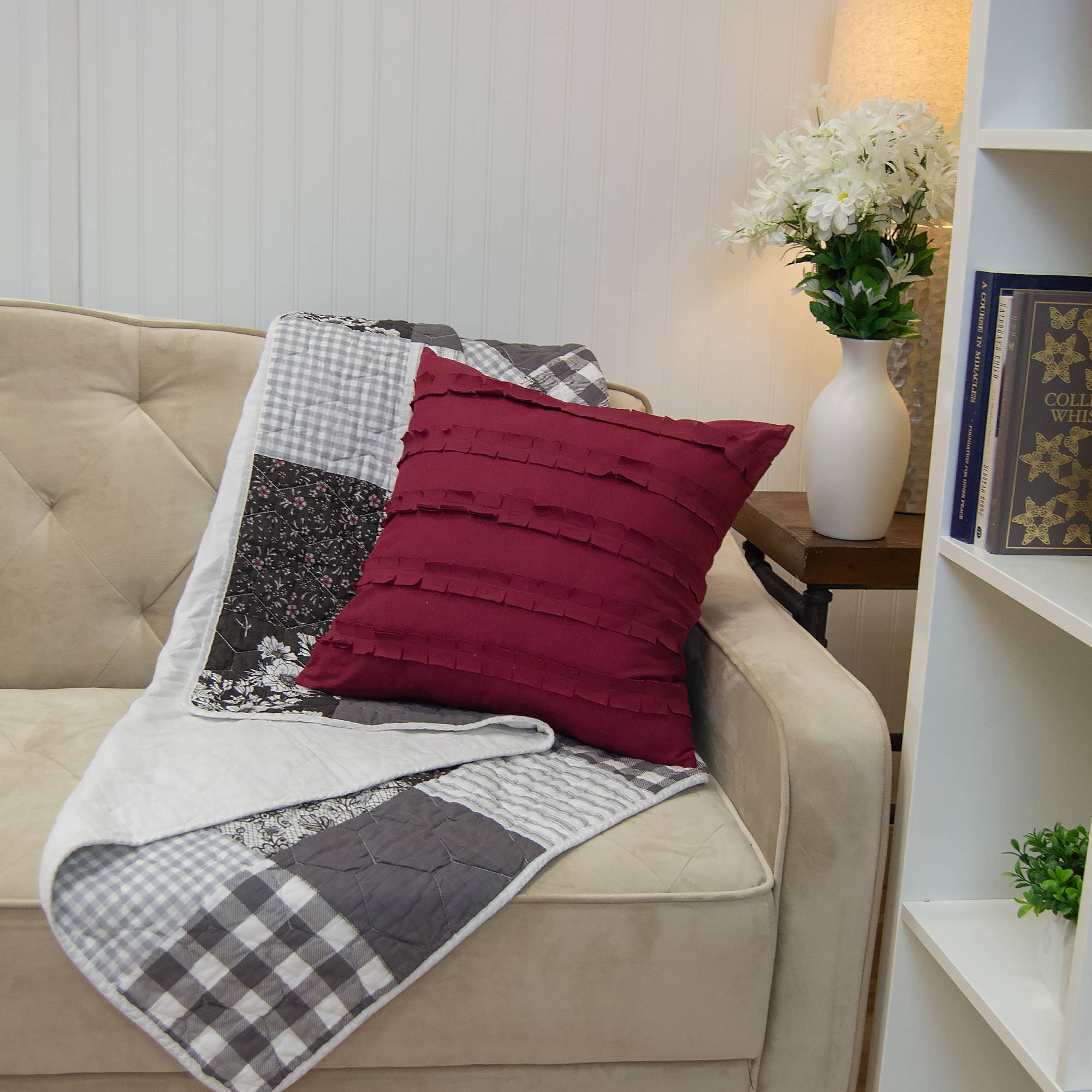 Donna Sharp Indiana Farmhouse Quilted Throw Blanket