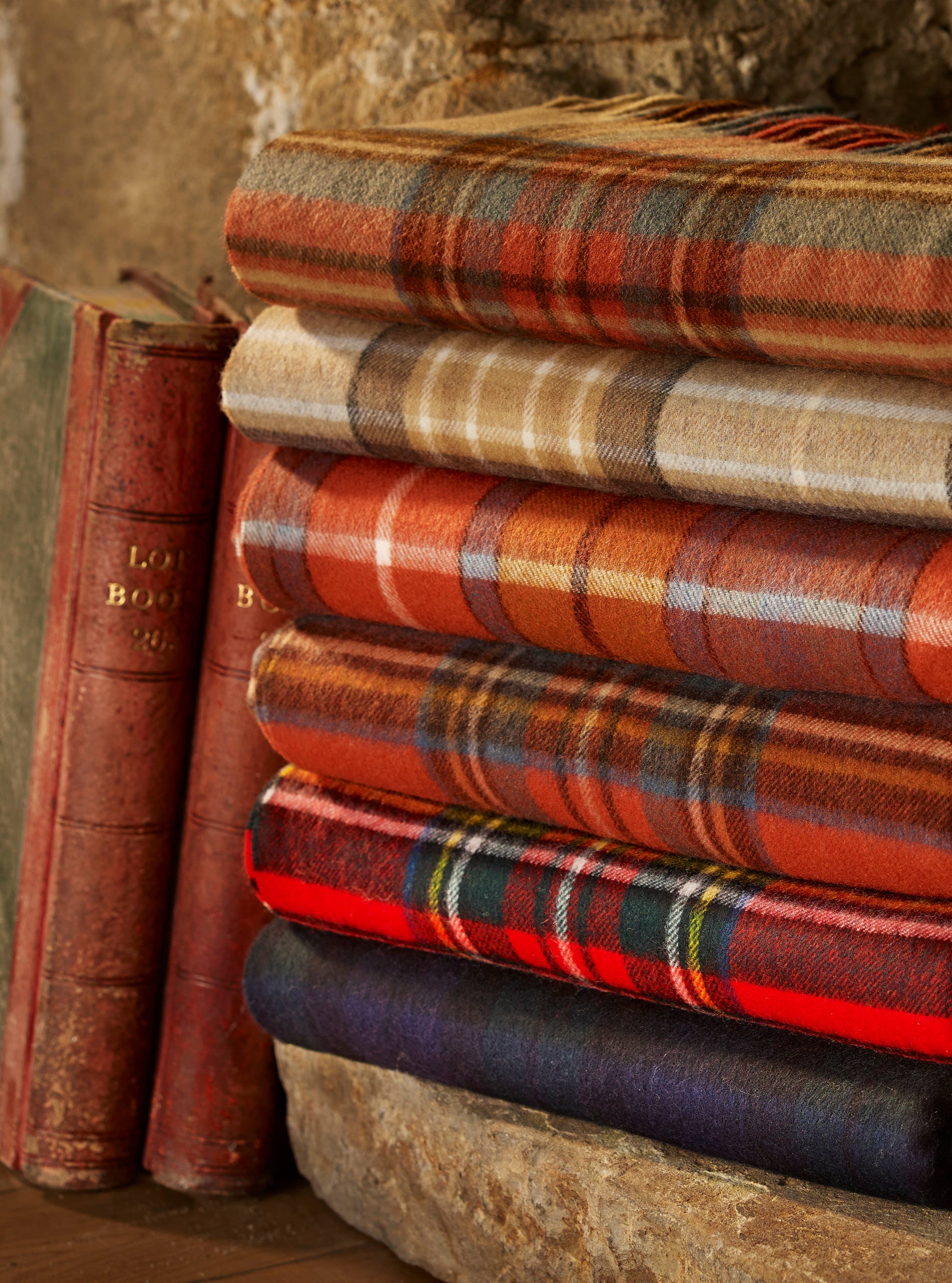 Bronte Moon Tartan Plaid Merino Wool Throw Blanket Collection / Lindsay Plaid