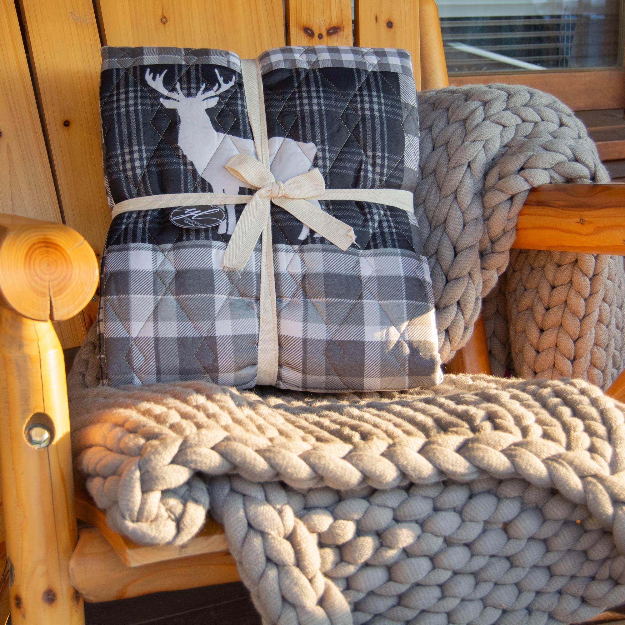 Donna Sharp Ridge Point Quilted Throw Blanket