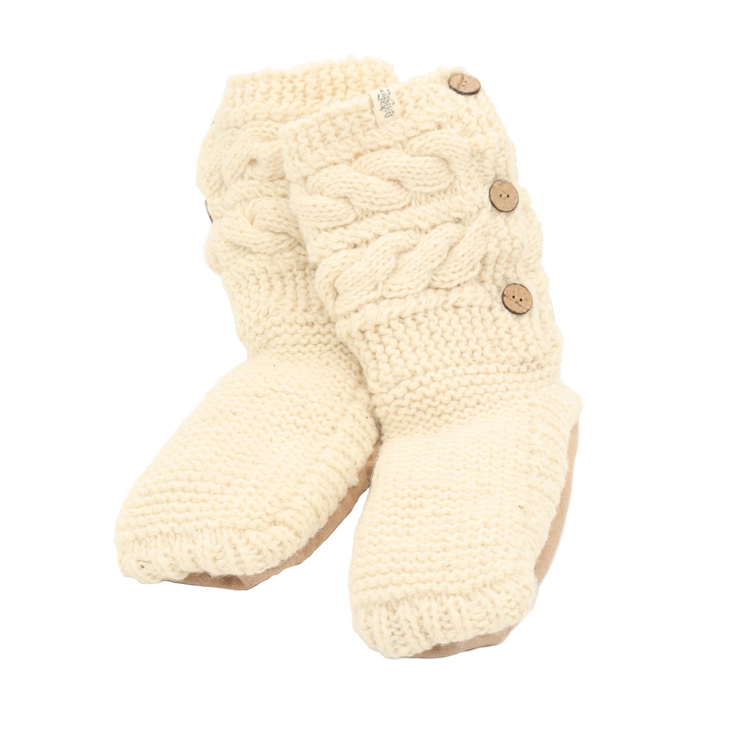 Slipper socks with 3 buttons