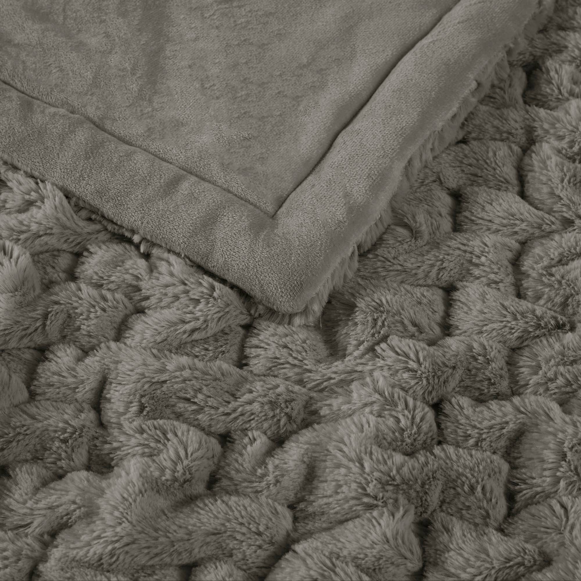 Soft Warm Ruched 50x60" Throw Blanket, Grey