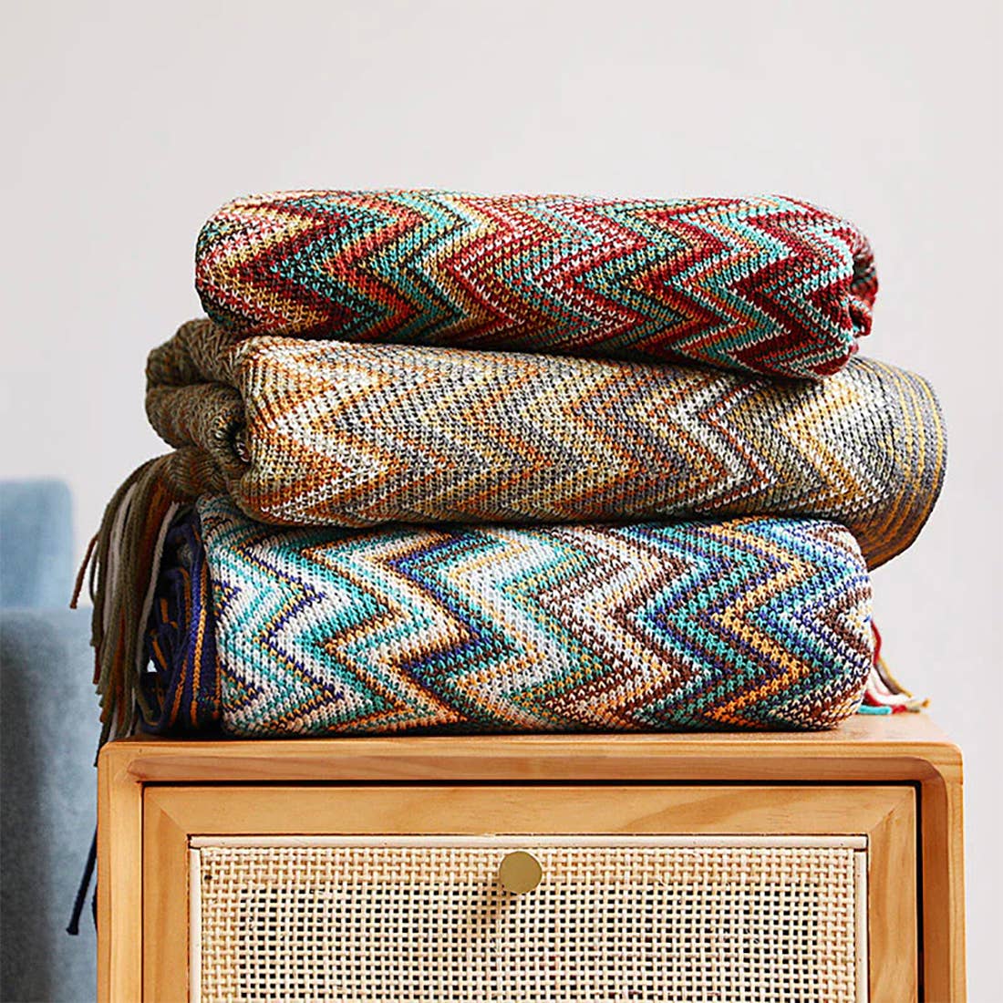 Fennco Styles Zigzag Colors Crochet with Tassel Trim Throw Blanket