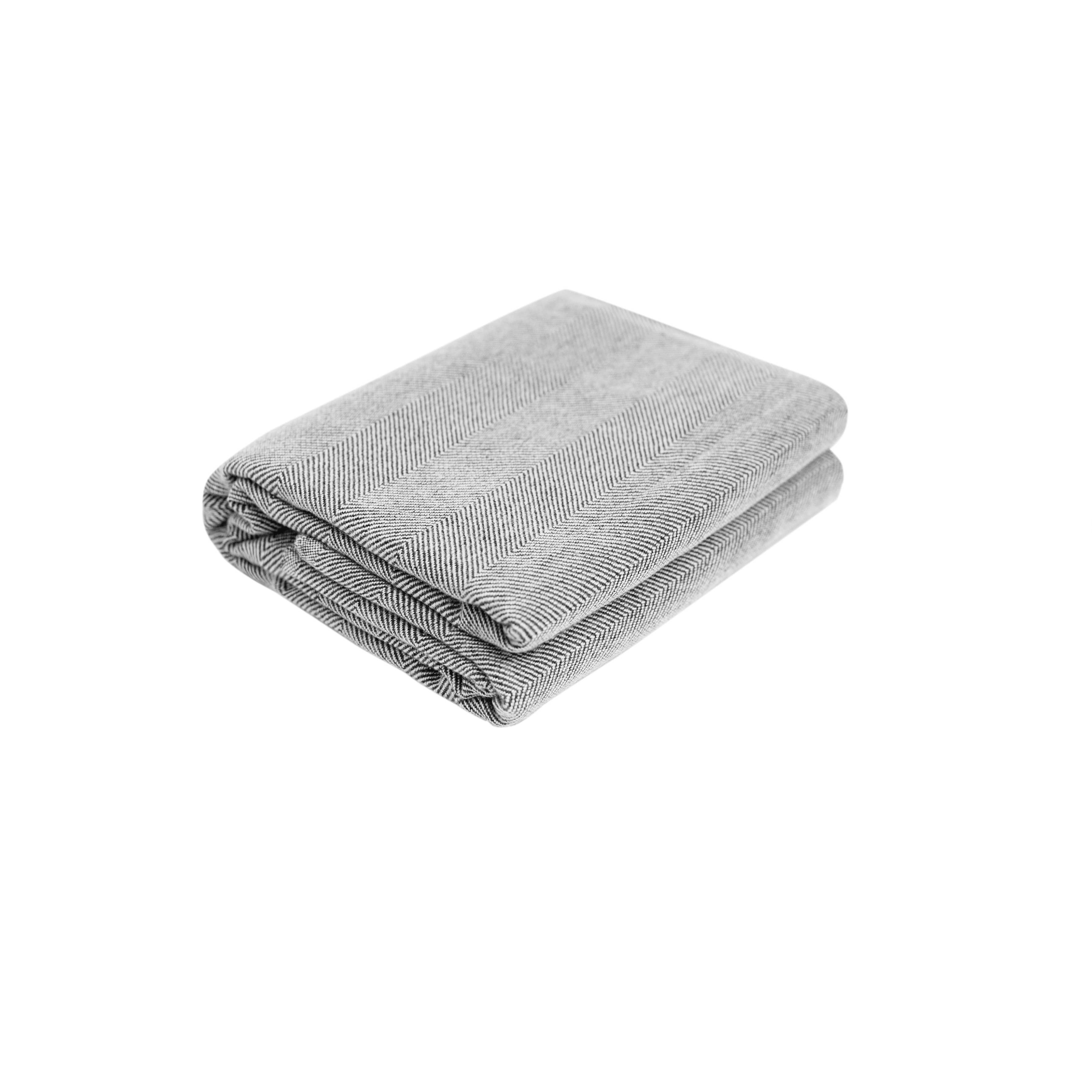 Art Himalayan Trading Reversible Cashmere Wool Throw Blanket / Herringbone Pattern / Black & White
