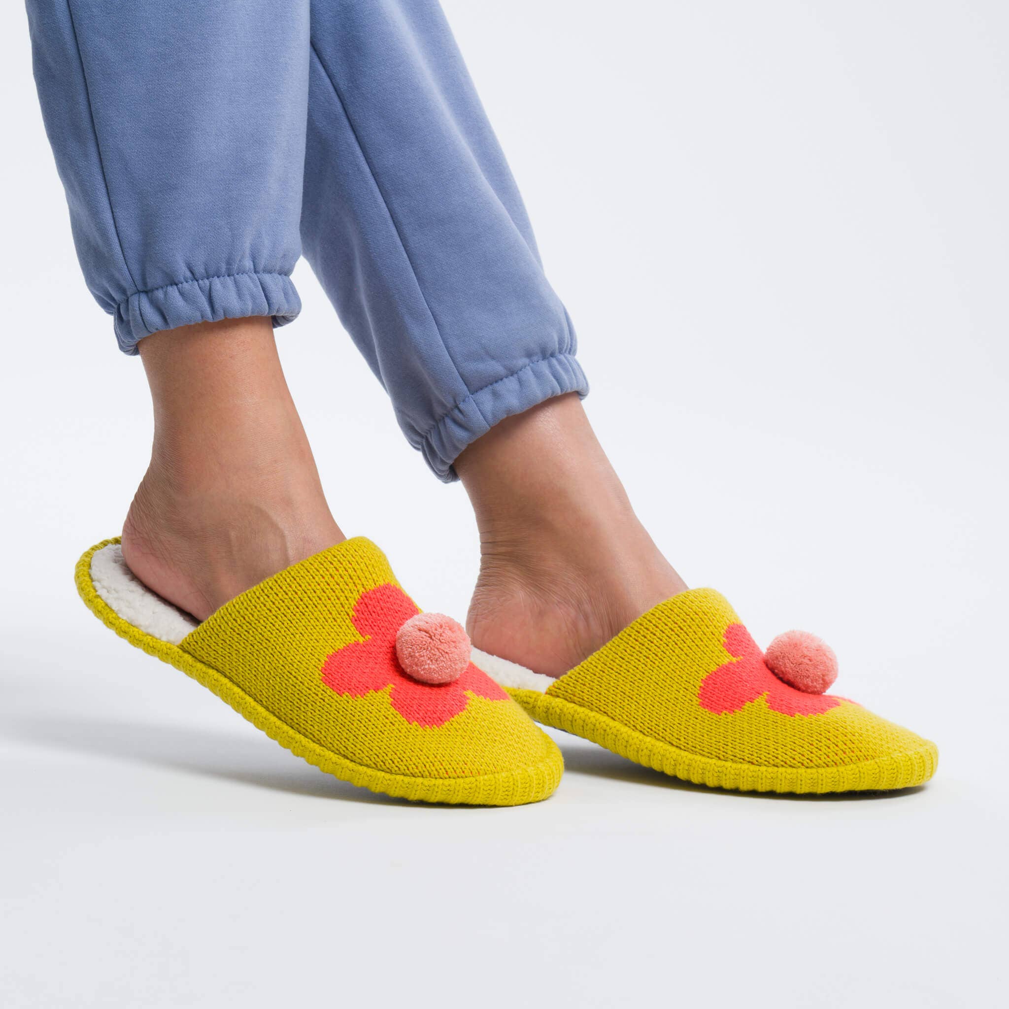 Flower Pom Mule Slippers