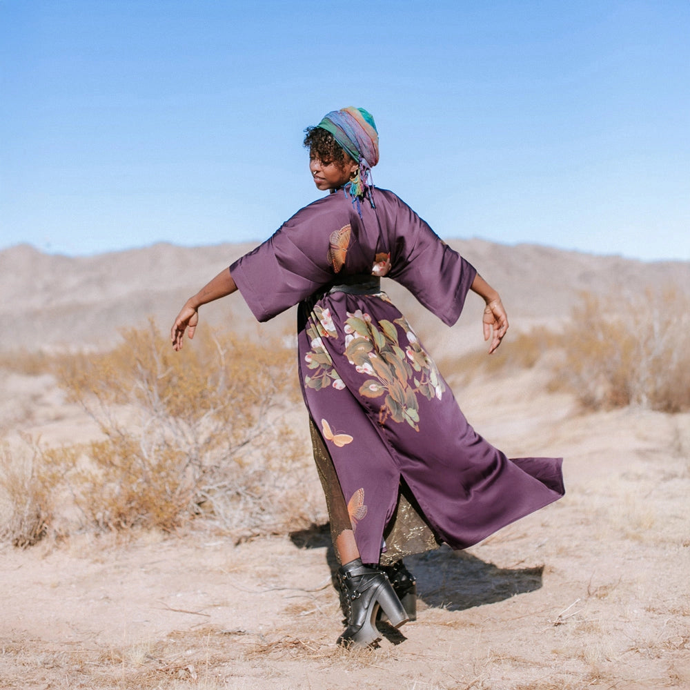 KIM+ONO Peony & Butterfly Women's Long Kimono Robe