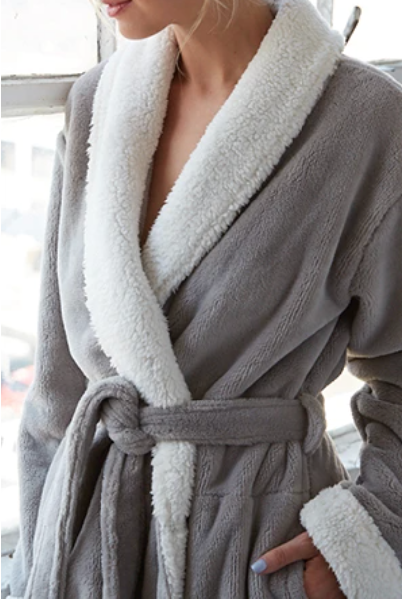 Keila Sherpa Fleece Robe